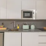 Dobo Malaga Postigos